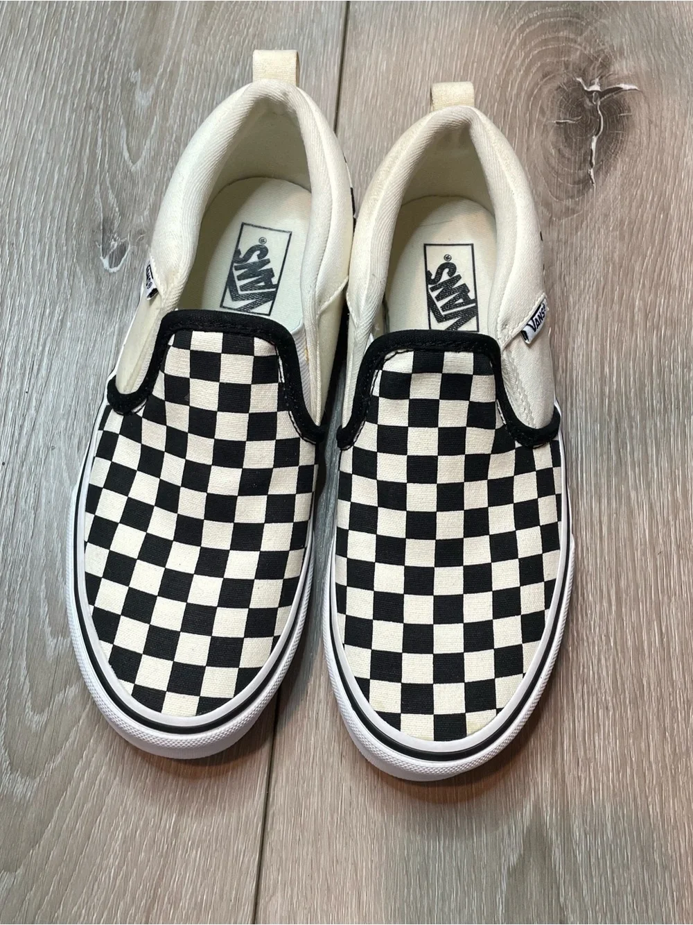 Vans level up